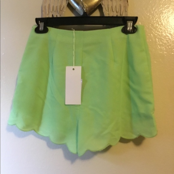 Lush shorts - Picture 3 of 4